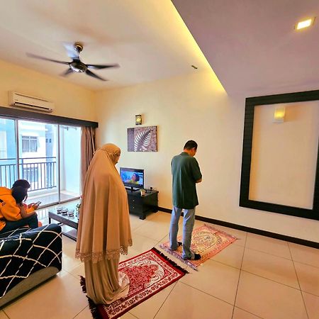 Paragon Water Themepark Suites Melaka By Ggm Bagian luar foto
